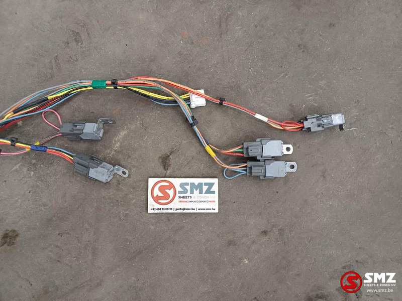 Caterpillar Cabin wire harness Caterpillar - Kabeli/ Ožičenje za Kamion: slika Caterpillar Cabin wire harness Caterpillar - Kabeli/ Ožičenje za Kamion Caterpillar Cabin wire harness Caterpillar - Kabeli/ Ožičenje za Kamion: slika Caterpillar Cabin wire harness Caterpillar - Kabeli/ Ožičenje za Kamion