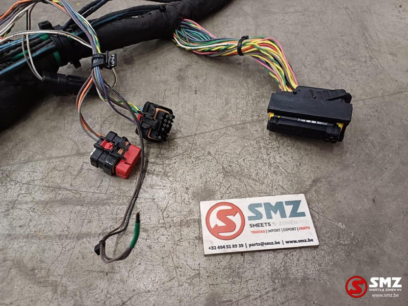 Caterpillar Cabin wire harness Caterpillar - Kabeli/ Ožičenje za Kamion: slika Caterpillar Cabin wire harness Caterpillar - Kabeli/ Ožičenje za Kamion Caterpillar Cabin wire harness Caterpillar - Kabeli/ Ožičenje za Kamion: slika Caterpillar Cabin wire harness Caterpillar - Kabeli/ Ožičenje za Kamion