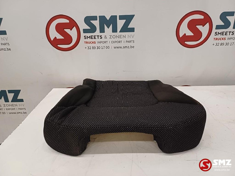Caterpillar Cushionseat Caterpillar - Kabina i unutrašnjost za Kamion: slika Caterpillar Cushionseat Caterpillar - Kabina i unutrašnjost za Kamion Caterpillar Cushionseat Caterpillar - Kabina i unutrašnjost za Kamion: slika Caterpillar Cushionseat Caterpillar - Kabina i unutrašnjost za Kamion