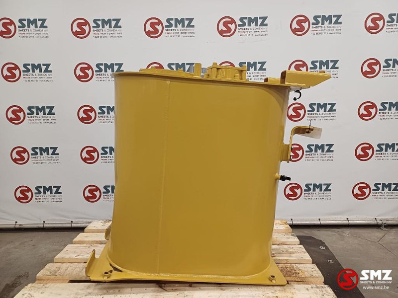 Caterpillar Hydraulic oil system Caterpillar - Hidraulični spremnik za Oprema za rukovanje materijalima: slika Caterpillar Hydraulic oil system Caterpillar - Hidraulični spremnik za Oprema za rukovanje materijalima Caterpillar Hydraulic oil system Caterpillar - Hidraulični spremnik za Oprema za rukovanje materijalima: slika Caterpillar Hydraulic oil system Caterpillar - Hidraulični spremnik za Oprema za rukovanje materijalima