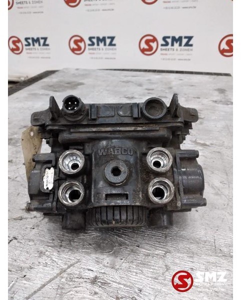 DAF Occ Abs asmodulator Wabco DAF - Kočioni ventil za Kamion: slika DAF Occ Abs asmodulator Wabco DAF - Kočioni ventil za Kamion DAF Occ Abs asmodulator Wabco DAF - Kočioni ventil za Kamion: slika DAF Occ Abs asmodulator Wabco DAF - Kočioni ventil za Kamion