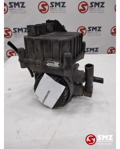 DAF Occ Abs modulator vooras DAF XF106 - Kočioni ventil za Kamion: slika DAF Occ Abs modulator vooras DAF XF106 - Kočioni ventil za Kamion DAF Occ Abs modulator vooras DAF XF106 - Kočioni ventil za Kamion: slika DAF Occ Abs modulator vooras DAF XF106 - Kočioni ventil za Kamion