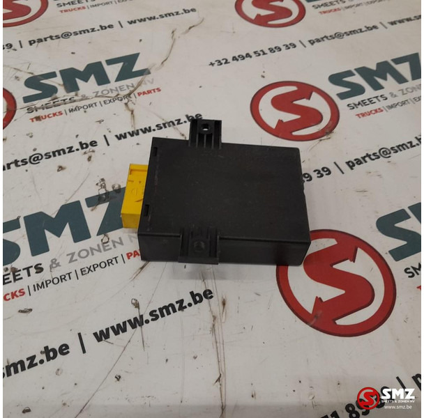 DAF Occ ECU CDS4 regeleenheid DAF - Upravljačka jedinica (ECU) za Kamion: slika DAF Occ ECU CDS4 regeleenheid DAF - Upravljačka jedinica (ECU) za Kamion DAF Occ ECU CDS4 regeleenheid DAF - Upravljačka jedinica (ECU) za Kamion: slika DAF Occ ECU CDS4 regeleenheid DAF - Upravljačka jedinica (ECU) za Kamion