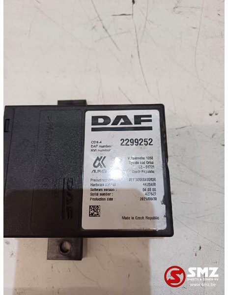 DAF Occ ECU CDS4 regeleenheid DAF - Upravljačka jedinica (ECU) za Kamion: slika DAF Occ ECU CDS4 regeleenheid DAF - Upravljačka jedinica (ECU) za Kamion DAF Occ ECU CDS4 regeleenheid DAF - Upravljačka jedinica (ECU) za Kamion: slika DAF Occ ECU CDS4 regeleenheid DAF - Upravljačka jedinica (ECU) za Kamion