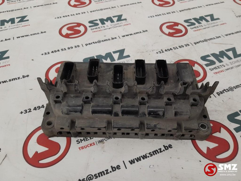 DAF Occ ECU chassis regeleenheid DAF - Upravljačka jedinica (ECU) za Kamion: slika DAF Occ ECU chassis regeleenheid DAF - Upravljačka jedinica (ECU) za Kamion DAF Occ ECU chassis regeleenheid DAF - Upravljačka jedinica (ECU) za Kamion: slika DAF Occ ECU chassis regeleenheid DAF - Upravljačka jedinica (ECU) za Kamion
