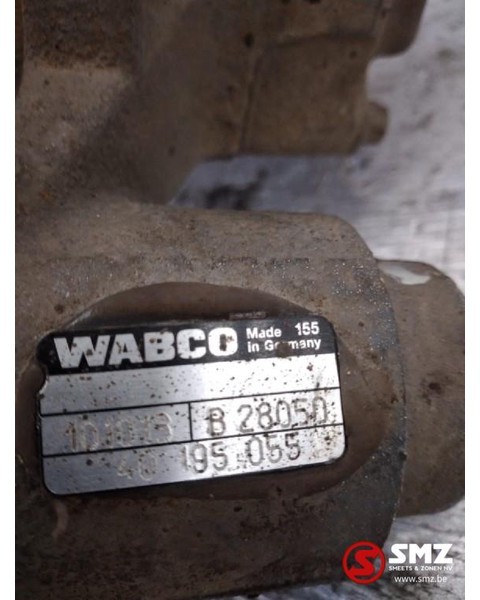 DAF Occ Remklauw rechts voor/achter DAF LF55 - Kočiona čeljust za Kamion: slika DAF Occ Remklauw rechts voor/achter DAF LF55 - Kočiona čeljust za Kamion DAF Occ Remklauw rechts voor/achter DAF LF55 - Kočiona čeljust za Kamion: slika DAF Occ Remklauw rechts voor/achter DAF LF55 - Kočiona čeljust za Kamion