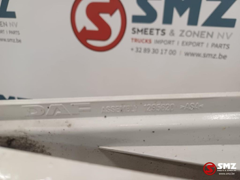 DAF Occ deurverlenging rechts DAF - Vrata i dijelovi za Kamion: slika DAF Occ deurverlenging rechts DAF - Vrata i dijelovi za Kamion DAF Occ deurverlenging rechts DAF - Vrata i dijelovi za Kamion: slika DAF Occ deurverlenging rechts DAF - Vrata i dijelovi za Kamion
