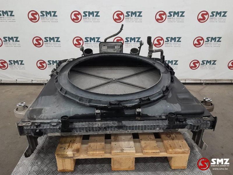 DAF Occ radiator + intercooler + expansievat DAF - Hladnjak za Kamion: slika DAF Occ radiator + intercooler + expansievat DAF - Hladnjak za Kamion DAF Occ radiator + intercooler + expansievat DAF - Hladnjak za Kamion: slika DAF Occ radiator + intercooler + expansievat DAF - Hladnjak za Kamion
