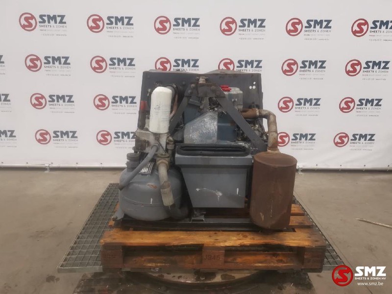 Deutz Occ Compressor met 2 cilinder Deutz motor - Zračni kompresor: slika Deutz Occ Compressor met 2 cilinder Deutz motor - Zračni kompresor Deutz Occ Compressor met 2 cilinder Deutz motor - Zračni kompresor: slika Deutz Occ Compressor met 2 cilinder Deutz motor - Zračni kompresor