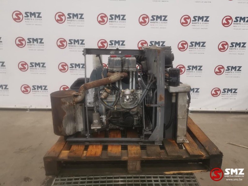 Deutz Occ Compressor met 2 cilinder Deutz motor - Zračni kompresor: slika Deutz Occ Compressor met 2 cilinder Deutz motor - Zračni kompresor Deutz Occ Compressor met 2 cilinder Deutz motor - Zračni kompresor: slika Deutz Occ Compressor met 2 cilinder Deutz motor - Zračni kompresor