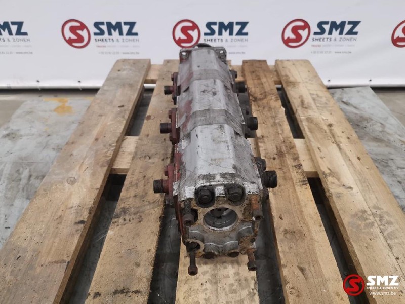 Diversen Occ Hydraulische pomp driedubbel - Hidraulična pumpa za Kamion: slika Diversen Occ Hydraulische pomp driedubbel - Hidraulična pumpa za Kamion Diversen Occ Hydraulische pomp driedubbel - Hidraulična pumpa za Kamion: slika Diversen Occ Hydraulische pomp driedubbel - Hidraulična pumpa za Kamion