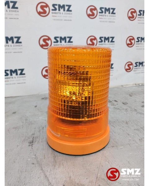 Diversen Occ zwaailamp Hella KL700 24V 70W - Svjetla/ Rasvjeta za Kamion: slika Diversen Occ zwaailamp Hella KL700 24V 70W - Svjetla/ Rasvjeta za Kamion Diversen Occ zwaailamp Hella KL700 24V 70W - Svjetla/ Rasvjeta za Kamion: slika Diversen Occ zwaailamp Hella KL700 24V 70W - Svjetla/ Rasvjeta za Kamion