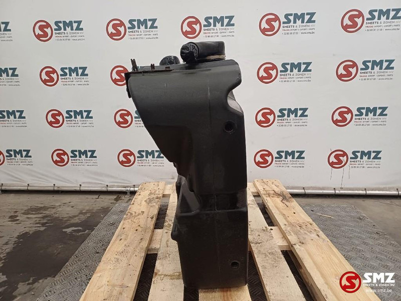 Iveco Occ AdBluetank 62L Iveco - Sustav goriva za Kamion: slika Iveco Occ AdBluetank 62L Iveco - Sustav goriva za Kamion Iveco Occ AdBluetank 62L Iveco - Sustav goriva za Kamion: slika Iveco Occ AdBluetank 62L Iveco - Sustav goriva za Kamion