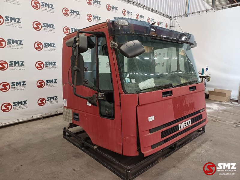 Iveco Occ Cabine Iveco Trakker - Kabina i unutrašnjost za Kamion: slika Iveco Occ Cabine Iveco Trakker - Kabina i unutrašnjost za Kamion Iveco Occ Cabine Iveco Trakker - Kabina i unutrašnjost za Kamion: slika Iveco Occ Cabine Iveco Trakker - Kabina i unutrašnjost za Kamion