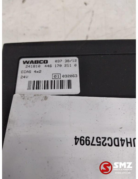Iveco Occ ECAS 4x2 besturingseenheid Iveco - Upravljačka jedinica (ECU) za Kamion: slika Iveco Occ ECAS 4x2 besturingseenheid Iveco - Upravljačka jedinica (ECU) za Kamion Iveco Occ ECAS 4x2 besturingseenheid Iveco - Upravljačka jedinica (ECU) za Kamion: slika Iveco Occ ECAS 4x2 besturingseenheid Iveco - Upravljačka jedinica (ECU) za Kamion