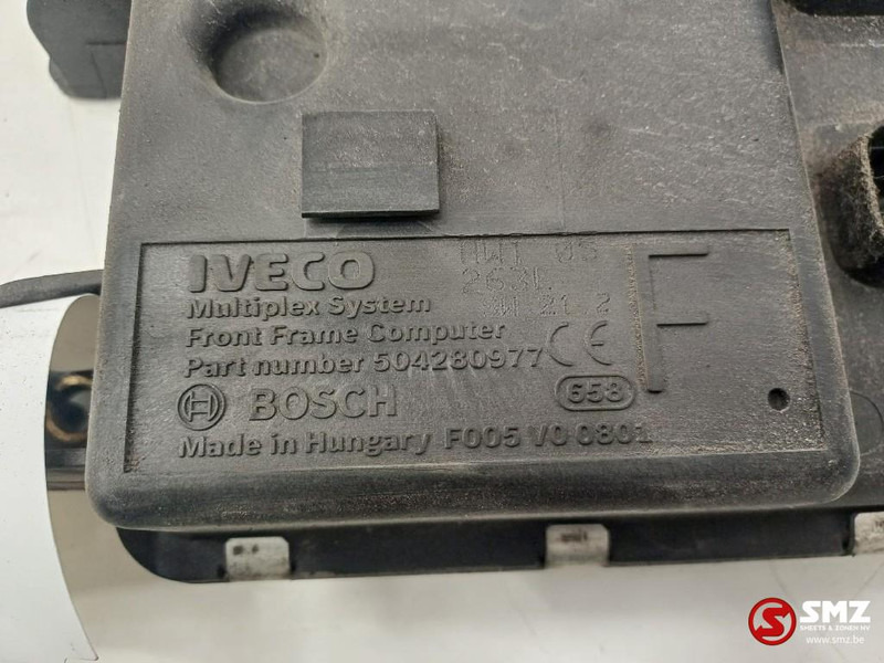 Iveco Occ ECU Front Frame Computer Iveco - Upravljačka jedinica (ECU) za Kamion: slika Iveco Occ ECU Front Frame Computer Iveco - Upravljačka jedinica (ECU) za Kamion Iveco Occ ECU Front Frame Computer Iveco - Upravljačka jedinica (ECU) za Kamion: slika Iveco Occ ECU Front Frame Computer Iveco - Upravljačka jedinica (ECU) za Kamion