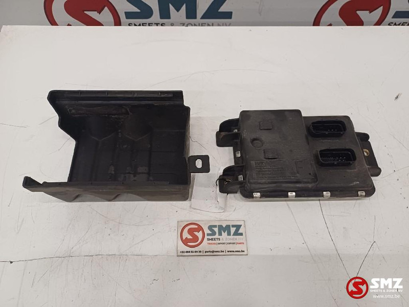 Iveco Occ ECU Front Frame Computer Iveco - Upravljačka jedinica (ECU) za Kamion: slika Iveco Occ ECU Front Frame Computer Iveco - Upravljačka jedinica (ECU) za Kamion Iveco Occ ECU Front Frame Computer Iveco - Upravljačka jedinica (ECU) za Kamion: slika Iveco Occ ECU Front Frame Computer Iveco - Upravljačka jedinica (ECU) za Kamion