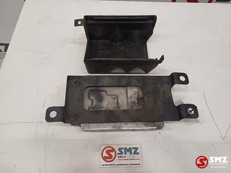 Iveco Occ ECU achterframe computer Iveco - Upravljačka jedinica (ECU) za Kamion: slika Iveco Occ ECU achterframe computer Iveco - Upravljačka jedinica (ECU) za Kamion Iveco Occ ECU achterframe computer Iveco - Upravljačka jedinica (ECU) za Kamion: slika Iveco Occ ECU achterframe computer Iveco - Upravljačka jedinica (ECU) za Kamion