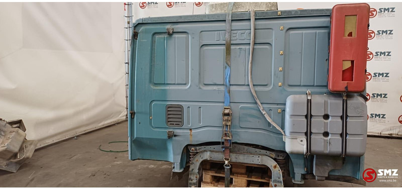 Iveco Occ cabine Iveco Eurotech - Kabina i unutrašnjost za Kamion: slika Iveco Occ cabine Iveco Eurotech - Kabina i unutrašnjost za Kamion Iveco Occ cabine Iveco Eurotech - Kabina i unutrašnjost za Kamion: slika Iveco Occ cabine Iveco Eurotech - Kabina i unutrašnjost za Kamion