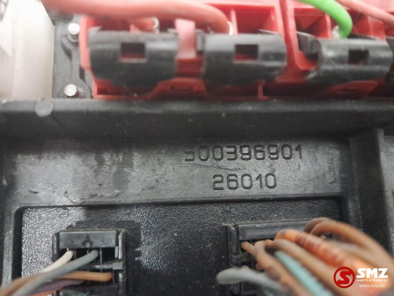 Iveco Occ zekeringskast + body computer Iveco - Električni sustav za Kamion: slika Iveco Occ zekeringskast + body computer Iveco - Električni sustav za Kamion Iveco Occ zekeringskast + body computer Iveco - Električni sustav za Kamion: slika Iveco Occ zekeringskast + body computer Iveco - Električni sustav za Kamion