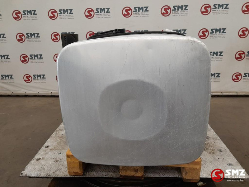 MAN Occ brandstoftank 600L + brandstofniveausensor MAN - Spremnik goriva za Kamion: slika MAN Occ brandstoftank 600L + brandstofniveausensor MAN - Spremnik goriva za Kamion MAN Occ brandstoftank 600L + brandstofniveausensor MAN - Spremnik goriva za Kamion: slika MAN Occ brandstoftank 600L + brandstofniveausensor MAN - Spremnik goriva za Kamion