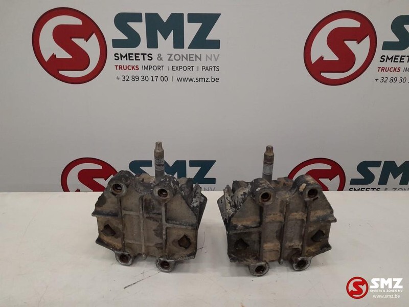 MAN Occ set motorsteunen MAN TGA 81962100620 - Nosač motora za Kamion: slika MAN Occ set motorsteunen MAN TGA 81962100620 - Nosač motora za Kamion MAN Occ set motorsteunen MAN TGA 81962100620 - Nosač motora za Kamion: slika MAN Occ set motorsteunen MAN TGA 81962100620 - Nosač motora za Kamion