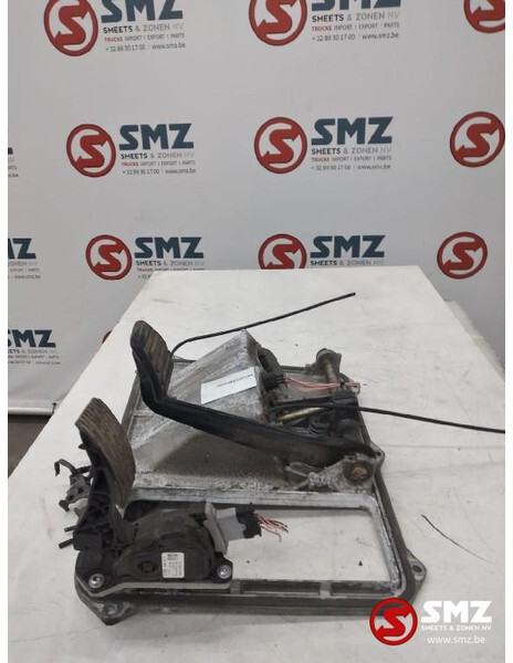 MAN Occ voetremventiel + gaspedaal MAN TGS 81521306298 - Kabina i unutrašnjost za Kamion: slika MAN Occ voetremventiel + gaspedaal MAN TGS 81521306298 - Kabina i unutrašnjost za Kamion MAN Occ voetremventiel + gaspedaal MAN TGS 81521306298 - Kabina i unutrašnjost za Kamion: slika MAN Occ voetremventiel + gaspedaal MAN TGS 81521306298 - Kabina i unutrašnjost za Kamion