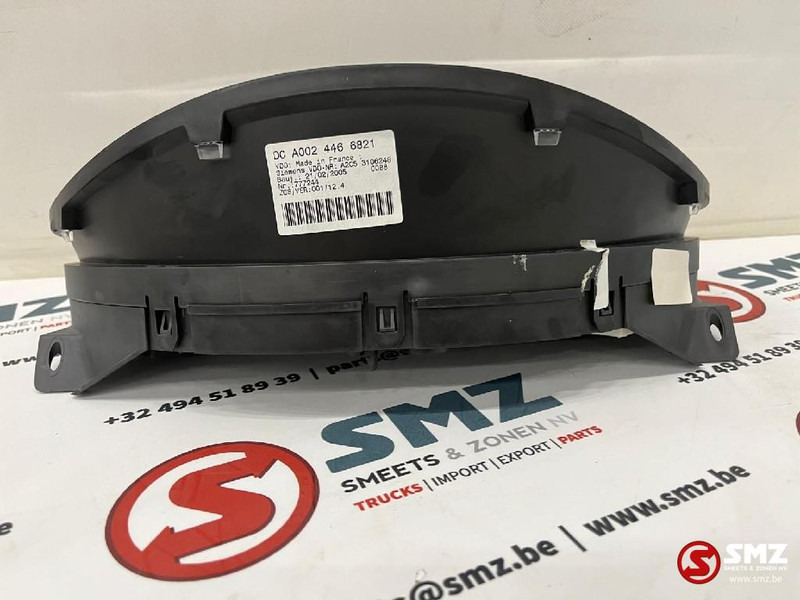 Mercedes-Benz Instrumentenpaneel mercedes sprinter W903 W904 - Ploča s instrumentima za Kamion: slika Mercedes-Benz Instrumentenpaneel mercedes sprinter W903 W904 - Ploča s instrumentima za Kamion Mercedes-Benz Instrumentenpaneel mercedes sprinter W903 W904 - Ploča s instrumentima za Kamion: slika Mercedes-Benz Instrumentenpaneel mercedes sprinter W903 W904 - Ploča s instrumentima za Kamion