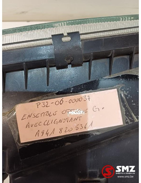 Mercedes-Benz Koplamp links Mercedes - Prednja svjetla za Kamion: slika Mercedes-Benz Koplamp links Mercedes - Prednja svjetla za Kamion Mercedes-Benz Koplamp links Mercedes - Prednja svjetla za Kamion: slika Mercedes-Benz Koplamp links Mercedes - Prednja svjetla za Kamion