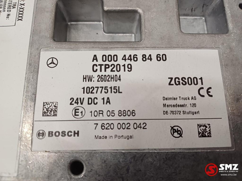 Mercedes-Benz Occ ECU telematica besturingseenheid Mercedes - Upravljačka jedinica (ECU) za Kamion: slika Mercedes-Benz Occ ECU telematica besturingseenheid Mercedes - Upravljačka jedinica (ECU) za Kamion Mercedes-Benz Occ ECU telematica besturingseenheid Mercedes - Upravljačka jedinica (ECU) za Kamion: slika Mercedes-Benz Occ ECU telematica besturingseenheid Mercedes - Upravljačka jedinica (ECU) za Kamion