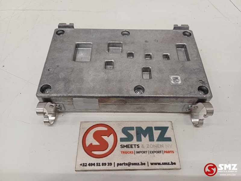 Mercedes-Benz Occ ECU telematica besturingseenheid Mercedes - Upravljačka jedinica (ECU) za Kamion: slika Mercedes-Benz Occ ECU telematica besturingseenheid Mercedes - Upravljačka jedinica (ECU) za Kamion Mercedes-Benz Occ ECU telematica besturingseenheid Mercedes - Upravljačka jedinica (ECU) za Kamion: slika Mercedes-Benz Occ ECU telematica besturingseenheid Mercedes - Upravljačka jedinica (ECU) za Kamion