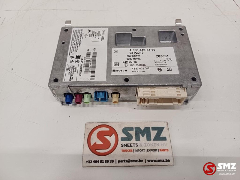 Mercedes-Benz Occ ECU telematica besturingseenheid Mercedes - Upravljačka jedinica (ECU) za Kamion: slika Mercedes-Benz Occ ECU telematica besturingseenheid Mercedes - Upravljačka jedinica (ECU) za Kamion Mercedes-Benz Occ ECU telematica besturingseenheid Mercedes - Upravljačka jedinica (ECU) za Kamion: slika Mercedes-Benz Occ ECU telematica besturingseenheid Mercedes - Upravljačka jedinica (ECU) za Kamion