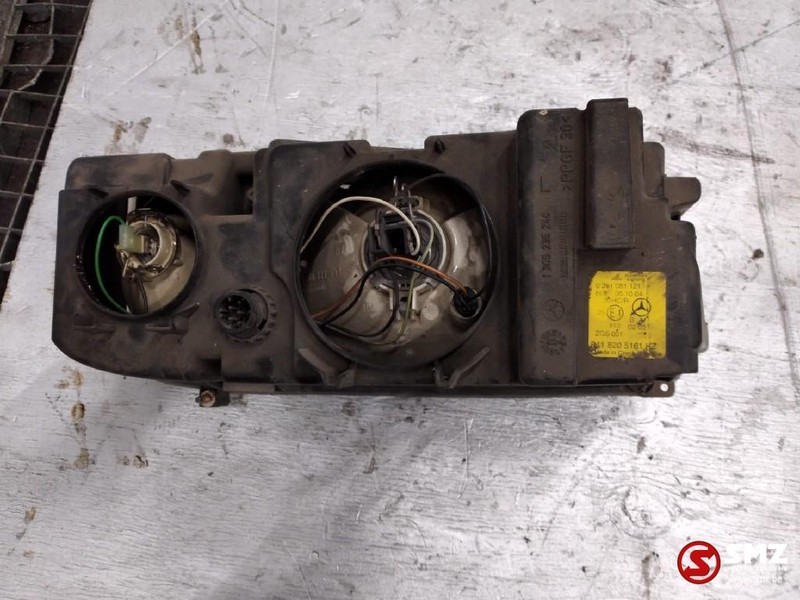 Mercedes-Benz Occ Koplamp links met steun Mercedes Actros MP1 - Prednja svjetla za Kamion: slika Mercedes-Benz Occ Koplamp links met steun Mercedes Actros MP1 - Prednja svjetla za Kamion Mercedes-Benz Occ Koplamp links met steun Mercedes Actros MP1 - Prednja svjetla za Kamion: slika Mercedes-Benz Occ Koplamp links met steun Mercedes Actros MP1 - Prednja svjetla za Kamion