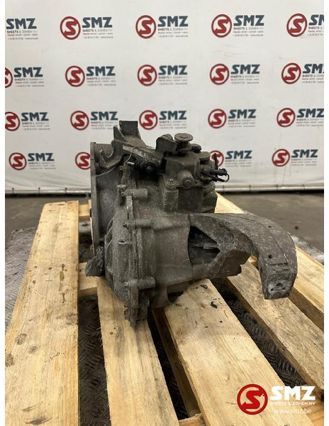 Mercedes-Benz Occ Versnellingsbak Mercedes - Mjenjač za Automobil: slika Mercedes-Benz Occ Versnellingsbak Mercedes - Mjenjač za Automobil Mercedes-Benz Occ Versnellingsbak Mercedes - Mjenjač za Automobil: slika Mercedes-Benz Occ Versnellingsbak Mercedes - Mjenjač za Automobil