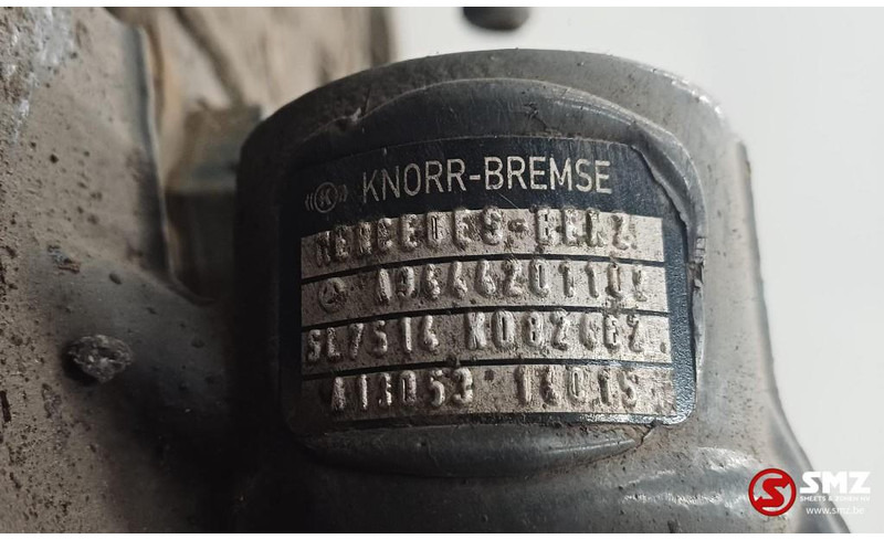 Polosovina za Kamion Mercedes-Benz Occ aandrijfas R440-13A/C22.5 Mercedes: slika Polosovina za Kamion Mercedes-Benz Occ aandrijfas R440-13A/C22.5 Mercedes