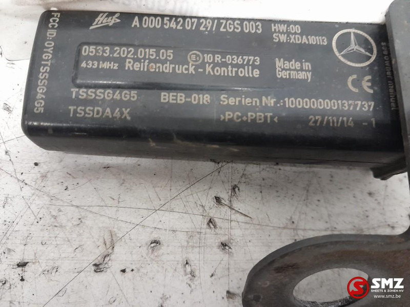 Mercedes-Benz Occ bandenspanningsensor Mercedes - Senzor za Kamion: slika Mercedes-Benz Occ bandenspanningsensor Mercedes - Senzor za Kamion Mercedes-Benz Occ bandenspanningsensor Mercedes - Senzor za Kamion: slika Mercedes-Benz Occ bandenspanningsensor Mercedes - Senzor za Kamion
