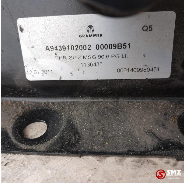 Mercedes-Benz Occ bestuurdersstoel Mercedes Actros MP3 - Kabina i unutrašnjost za Kamion: slika Mercedes-Benz Occ bestuurdersstoel Mercedes Actros MP3 - Kabina i unutrašnjost za Kamion Mercedes-Benz Occ bestuurdersstoel Mercedes Actros MP3 - Kabina i unutrašnjost za Kamion: slika Mercedes-Benz Occ bestuurdersstoel Mercedes Actros MP3 - Kabina i unutrašnjost za Kamion