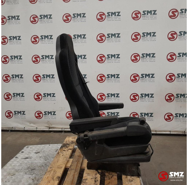 Mercedes-Benz Occ bestuurdersstoel Mercedes Actros MP3 - Kabina i unutrašnjost za Kamion: slika Mercedes-Benz Occ bestuurdersstoel Mercedes Actros MP3 - Kabina i unutrašnjost za Kamion Mercedes-Benz Occ bestuurdersstoel Mercedes Actros MP3 - Kabina i unutrašnjost za Kamion: slika Mercedes-Benz Occ bestuurdersstoel Mercedes Actros MP3 - Kabina i unutrašnjost za Kamion