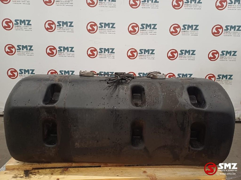 Mercedes-Benz Occ brandstoftank 220L Mercedes - Spremnik goriva za Kamion: slika Mercedes-Benz Occ brandstoftank 220L Mercedes - Spremnik goriva za Kamion Mercedes-Benz Occ brandstoftank 220L Mercedes - Spremnik goriva za Kamion: slika Mercedes-Benz Occ brandstoftank 220L Mercedes - Spremnik goriva za Kamion