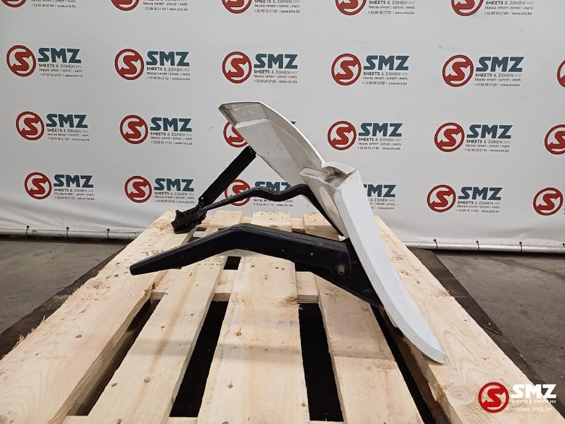 Mercedes-Benz Occ cabinespoiler links Mercedes - Aerodinamika/ Spojler za Kamion: slika Mercedes-Benz Occ cabinespoiler links Mercedes - Aerodinamika/ Spojler za Kamion Mercedes-Benz Occ cabinespoiler links Mercedes - Aerodinamika/ Spojler za Kamion: slika Mercedes-Benz Occ cabinespoiler links Mercedes - Aerodinamika/ Spojler za Kamion