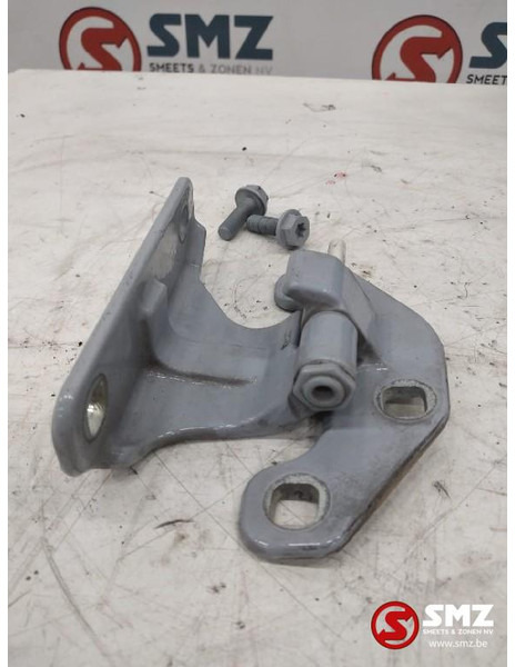 Mercedes-Benz Occ deurscharnier links Mercedes Actros MP4 - Vrata i dijelovi za Kamion: slika Mercedes-Benz Occ deurscharnier links Mercedes Actros MP4 - Vrata i dijelovi za Kamion Mercedes-Benz Occ deurscharnier links Mercedes Actros MP4 - Vrata i dijelovi za Kamion: slika Mercedes-Benz Occ deurscharnier links Mercedes Actros MP4 - Vrata i dijelovi za Kamion