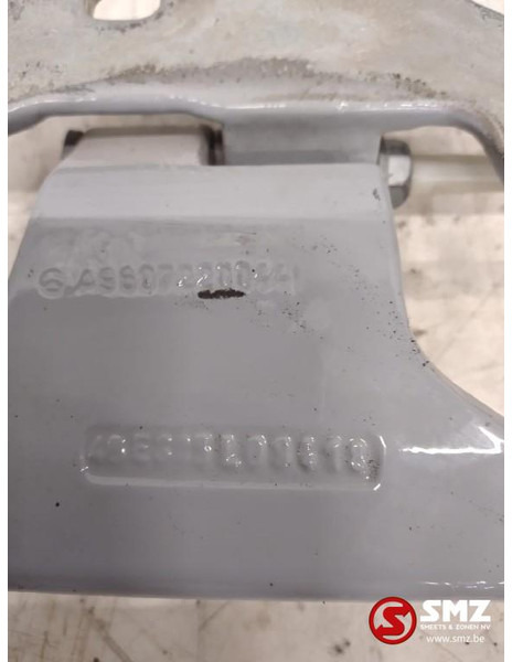 Mercedes-Benz Occ deurscharnier links Mercedes Actros MP4 - Vrata i dijelovi za Kamion: slika Mercedes-Benz Occ deurscharnier links Mercedes Actros MP4 - Vrata i dijelovi za Kamion Mercedes-Benz Occ deurscharnier links Mercedes Actros MP4 - Vrata i dijelovi za Kamion: slika Mercedes-Benz Occ deurscharnier links Mercedes Actros MP4 - Vrata i dijelovi za Kamion