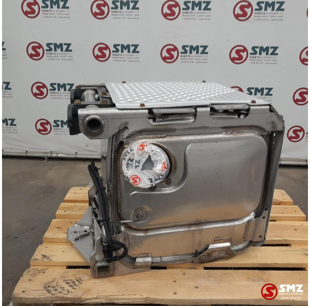 Mercedes-Benz Occ katalysator Euro 4 Mercedes - Katalizator za Kamion: slika Mercedes-Benz Occ katalysator Euro 4 Mercedes - Katalizator za Kamion Mercedes-Benz Occ katalysator Euro 4 Mercedes - Katalizator za Kamion: slika Mercedes-Benz Occ katalysator Euro 4 Mercedes - Katalizator za Kamion