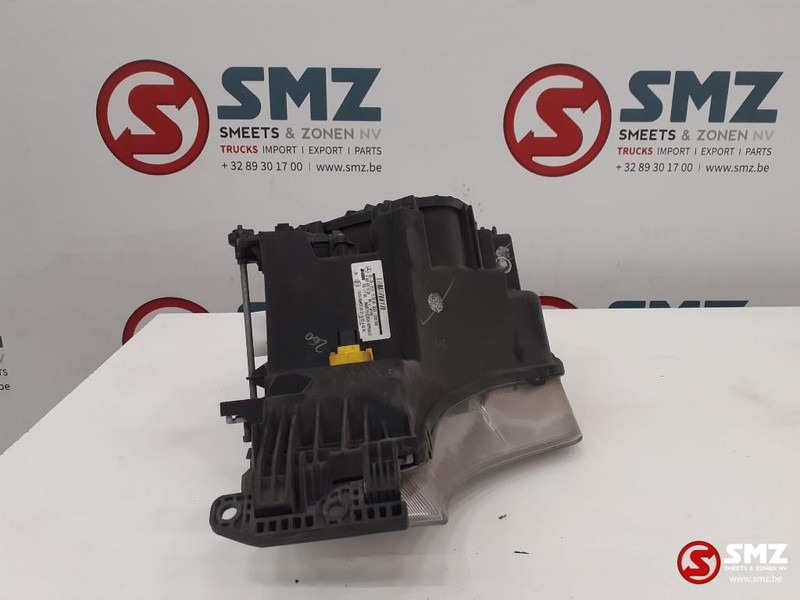 Mercedes-Benz Occ koplamp links Mercedes Actros MP4 - Prednja svjetla za Kamion: slika Mercedes-Benz Occ koplamp links Mercedes Actros MP4 - Prednja svjetla za Kamion Mercedes-Benz Occ koplamp links Mercedes Actros MP4 - Prednja svjetla za Kamion: slika Mercedes-Benz Occ koplamp links Mercedes Actros MP4 - Prednja svjetla za Kamion