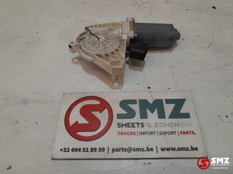 Mercedes-Benz Occ raamliftmotor Mercedes - Vrata i dijelovi za Kamion: slika Mercedes-Benz Occ raamliftmotor Mercedes - Vrata i dijelovi za Kamion Mercedes-Benz Occ raamliftmotor Mercedes - Vrata i dijelovi za Kamion: slika Mercedes-Benz Occ raamliftmotor Mercedes - Vrata i dijelovi za Kamion