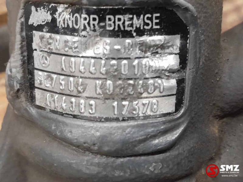 Mercedes-Benz Occ remklauw achter links Mercedes - Kočiona čeljust za Kamion: slika Mercedes-Benz Occ remklauw achter links Mercedes - Kočiona čeljust za Kamion Mercedes-Benz Occ remklauw achter links Mercedes - Kočiona čeljust za Kamion: slika Mercedes-Benz Occ remklauw achter links Mercedes - Kočiona čeljust za Kamion