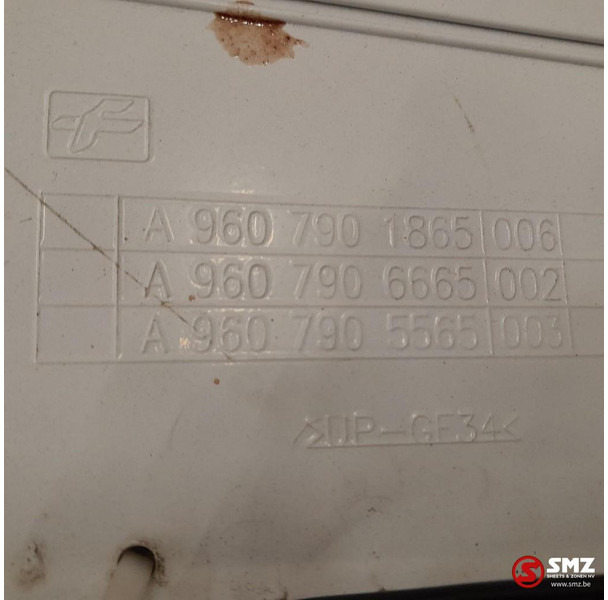 Mercedes-Benz Occ set cabinespoilers Mercedes - Aerodinamika/ Spojler za Kamion: slika Mercedes-Benz Occ set cabinespoilers Mercedes - Aerodinamika/ Spojler za Kamion Mercedes-Benz Occ set cabinespoilers Mercedes - Aerodinamika/ Spojler za Kamion: slika Mercedes-Benz Occ set cabinespoilers Mercedes - Aerodinamika/ Spojler za Kamion