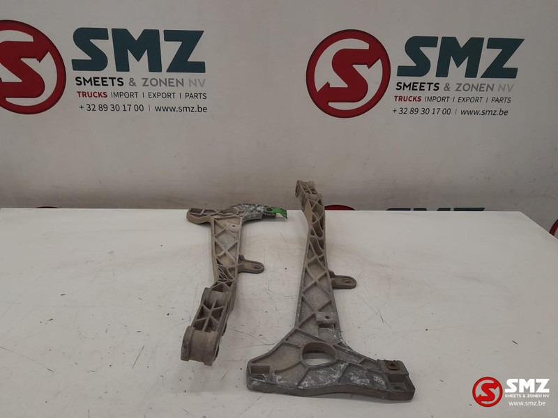 Mercedes-Benz Occ set koplampsteunen L/R Mercedes - Prednja svjetla za Kamion: slika Mercedes-Benz Occ set koplampsteunen L/R Mercedes - Prednja svjetla za Kamion Mercedes-Benz Occ set koplampsteunen L/R Mercedes - Prednja svjetla za Kamion: slika Mercedes-Benz Occ set koplampsteunen L/R Mercedes - Prednja svjetla za Kamion