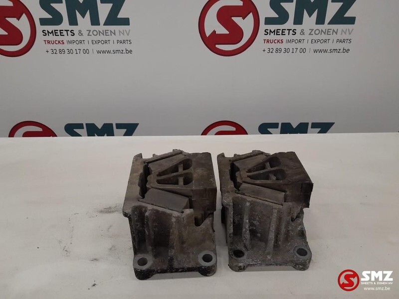 Mercedes-Benz Occ set motorsteunen Mercedes Actros 1831 A9412415 - Nosač motora za Kamion: slika Mercedes-Benz Occ set motorsteunen Mercedes Actros 1831 A9412415 - Nosač motora za Kamion Mercedes-Benz Occ set motorsteunen Mercedes Actros 1831 A9412415 - Nosač motora za Kamion: slika Mercedes-Benz Occ set motorsteunen Mercedes Actros 1831 A9412415 - Nosač motora za Kamion