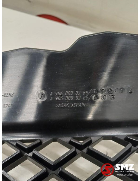 Mercedes-Benz Radiator grille mercedes - Rešetka za Kamion: slika Mercedes-Benz Radiator grille mercedes - Rešetka za Kamion Mercedes-Benz Radiator grille mercedes - Rešetka za Kamion: slika Mercedes-Benz Radiator grille mercedes - Rešetka za Kamion